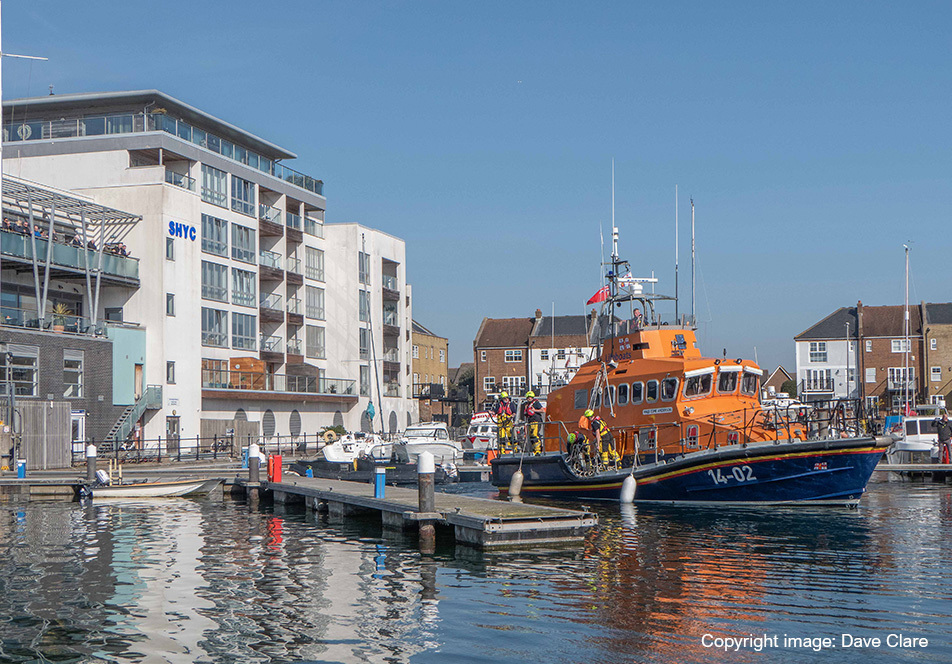 Eatbourne Seasafety Daveclare Mixedcontent