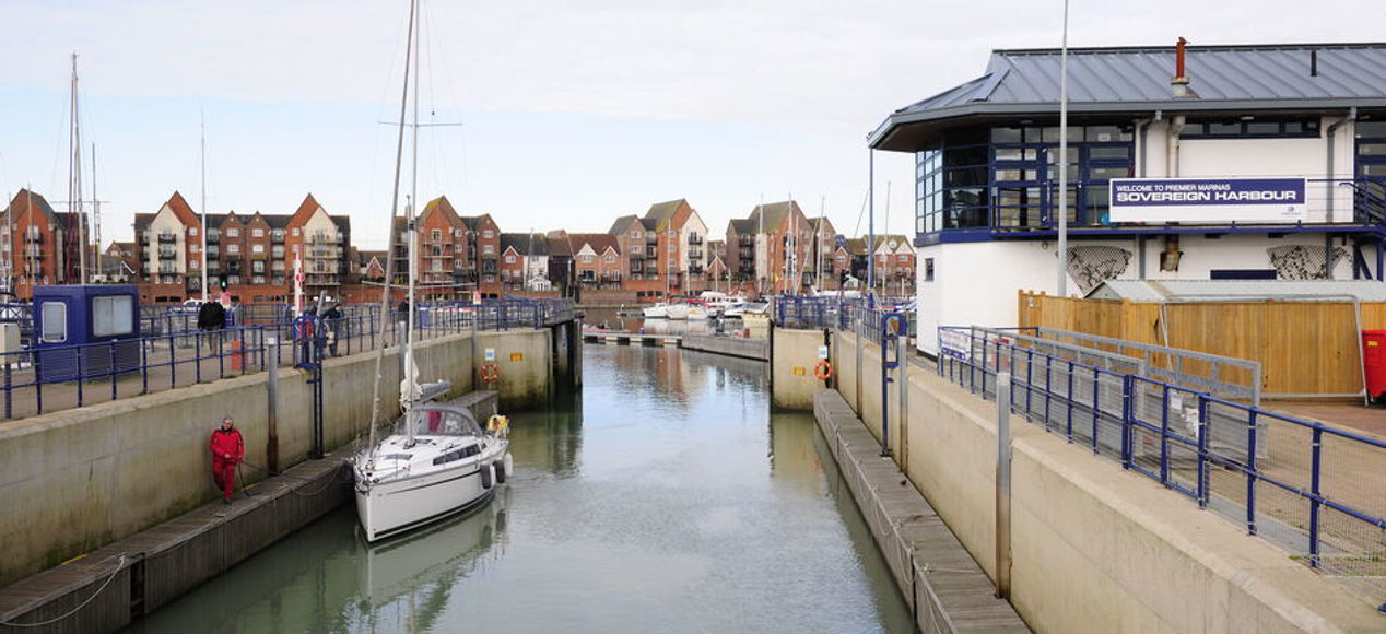 Eastbournesovmarina22112015 0661 NW Banner With Weather 1268X580