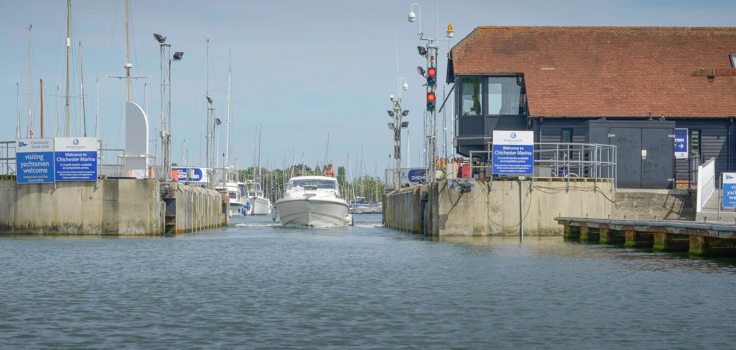 Chichester Marina 2014 04 NW Header Banner Without Weather 1920X685